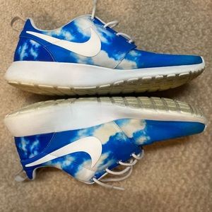 Men’s Size 9.5 Nike Roshe Runs Santa Monica